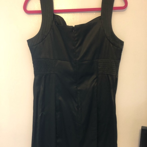 Black dress - Picture 4 of 4